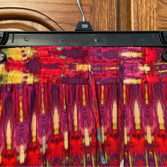Colorful Patterned Women's Skirt, 2X - Picture 3 of 4